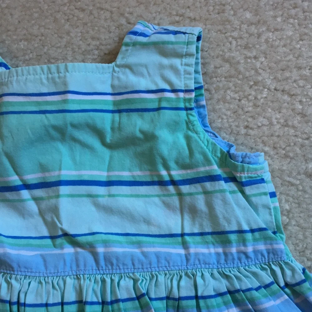 Adorable baby Gap sleeveless dress